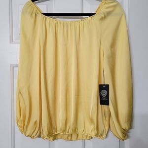 Vince Camuto Yellow Blouse Size M (NWT)